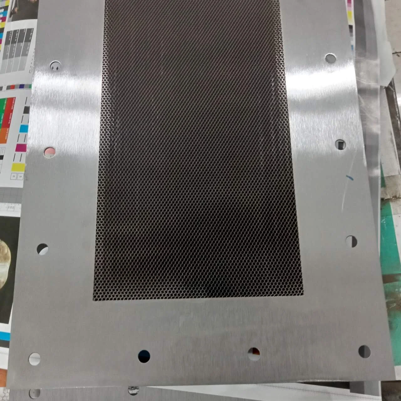 EMI Shielding  Honeycomb Panel Vent with High Performance