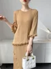 Top color kaki