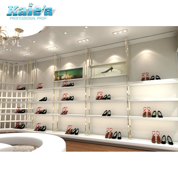 Vertik Wall Mounted Retail Display With 28 Shoe Displayers