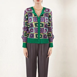 High Quality Ladies Cardigan Miyake Pleated Printed Waist Top for Women Breathable Long Fashion Top with Button Design