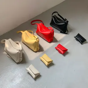 Custom Guangzhou Personalized Fashion Trend Zipper Hand Bags Women'S Handbags Shoulder Bag Vendors for Bags