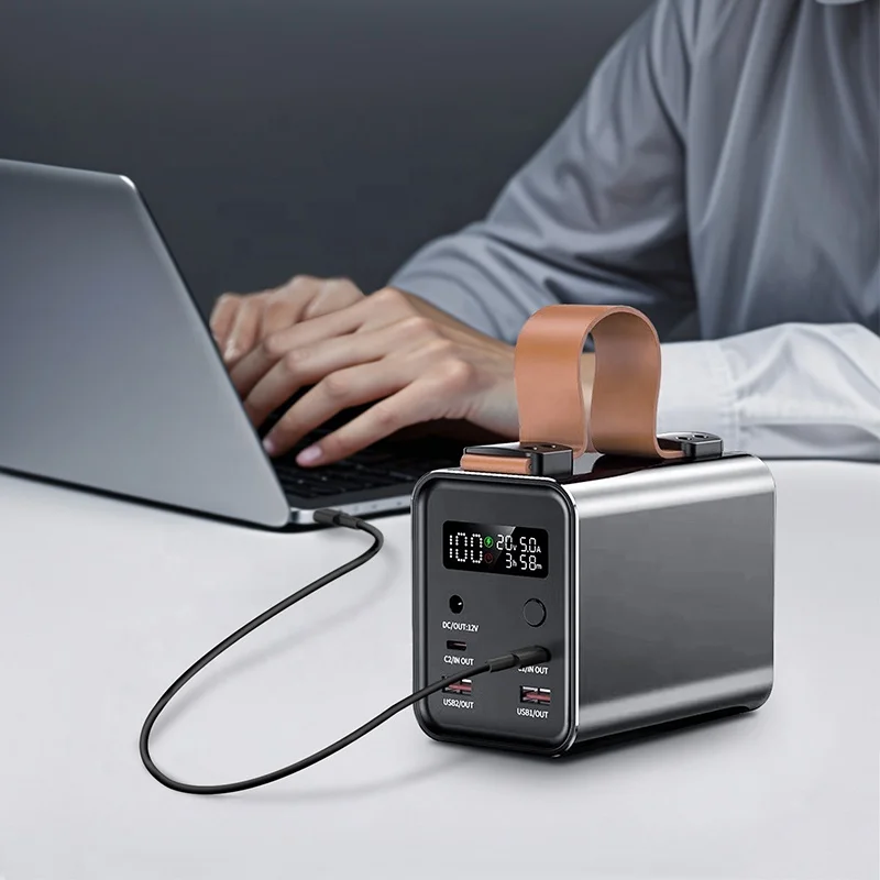 Hand-held Camping Emergency Light Power Banks DC Output 100W Super Fast Charging Large Capacity 60000mah Power Bank for Laptop