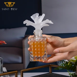 Elegant Vintage Empty Aromatherapy Home Decoration High-concentration Perfume Refined Oil Bottle