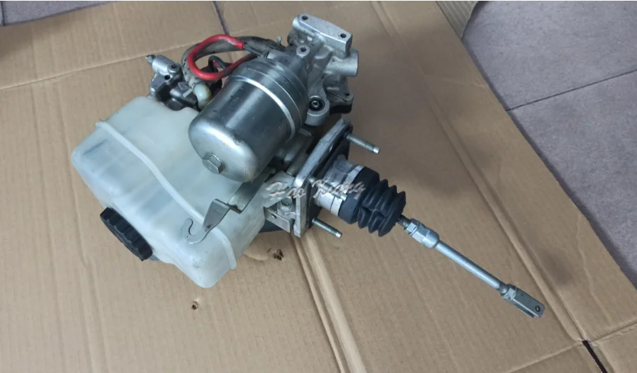 Genuine ABS Brake Actuator Pump Assembly for Toyota Land Cruiser