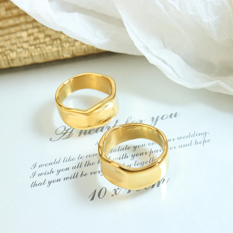 Wholesale Simple Plain Ring Stainless Steel 18k Gold Plated Rings