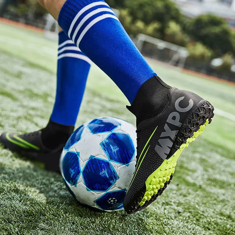 
Новое поступление, оптовая продажа, искусственный газон, внутренняя оригинальная футбольная обувь для мальчиков, футбольная обувь для мужчин 