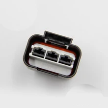 3ピン6.3mmシリーズ1743271-2メス自動防水コネクタ自動車用