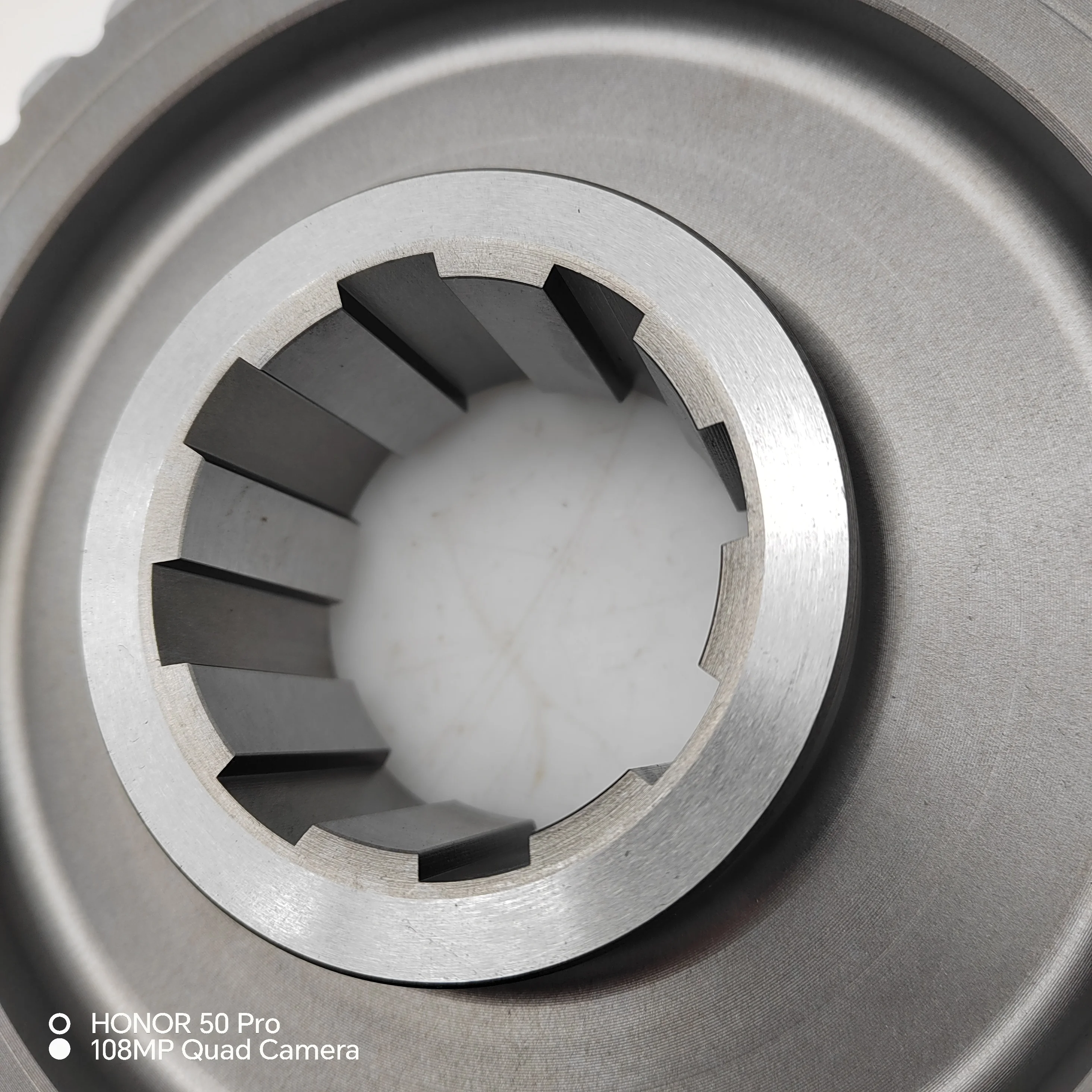 SINOTRUK HOWO Original Truck Parts - Active Cylindrical Gear