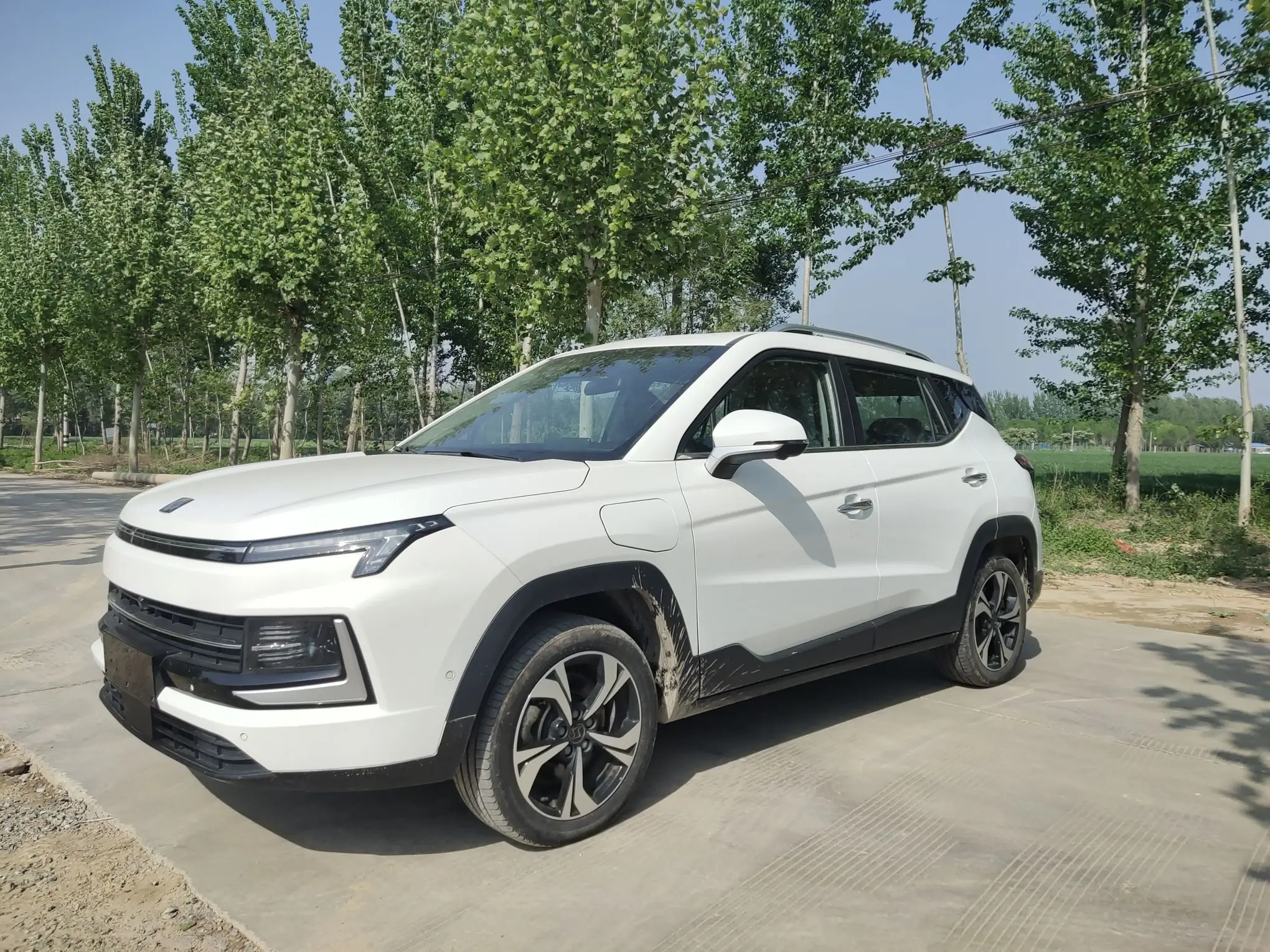 Sihao E40X Electric Car - 420km Range, 150KM/H Speed