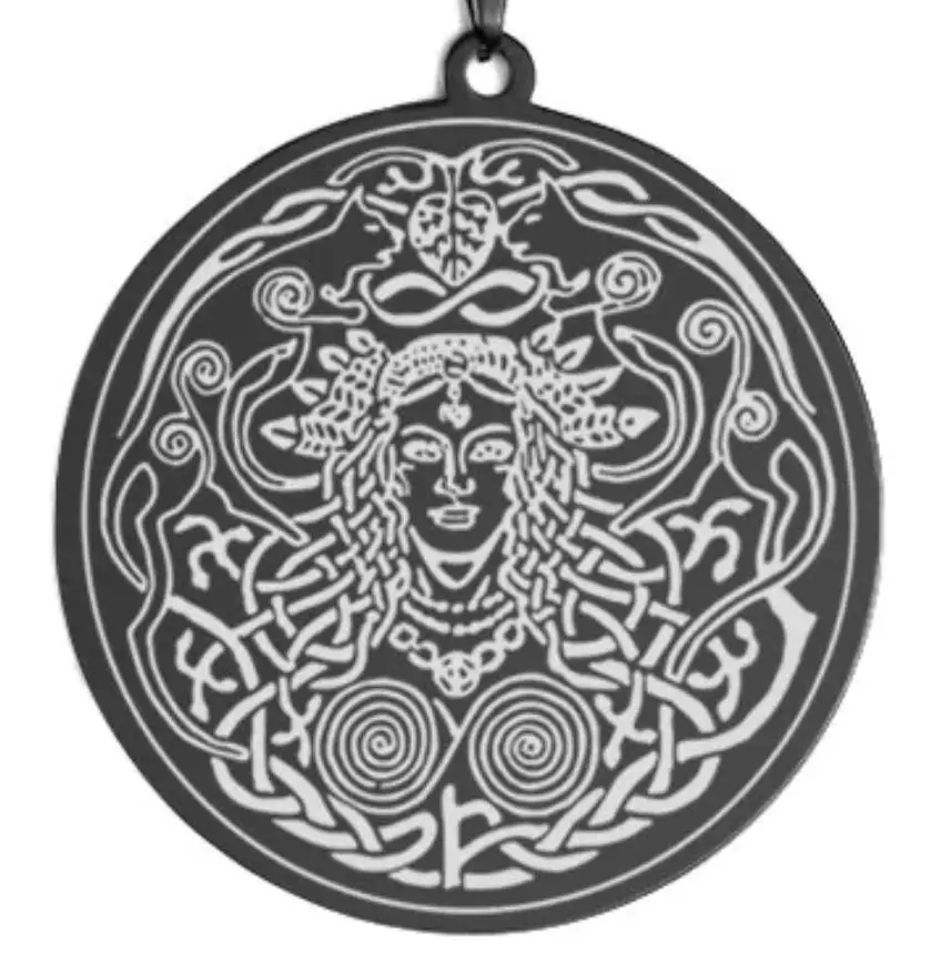 HLSS358 Freya Freyja Necklace Goddess Cats Norse Pagan Viking Amulet Talisman Jewelry Laser Cut Stainless Steel Pendant Necklace