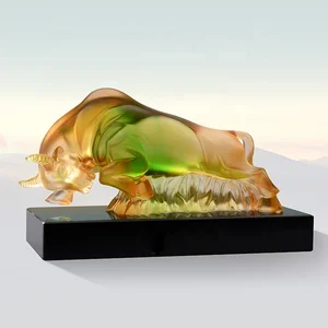 Crystal Glass Art Liuli Bull Ox Statue Business Gift