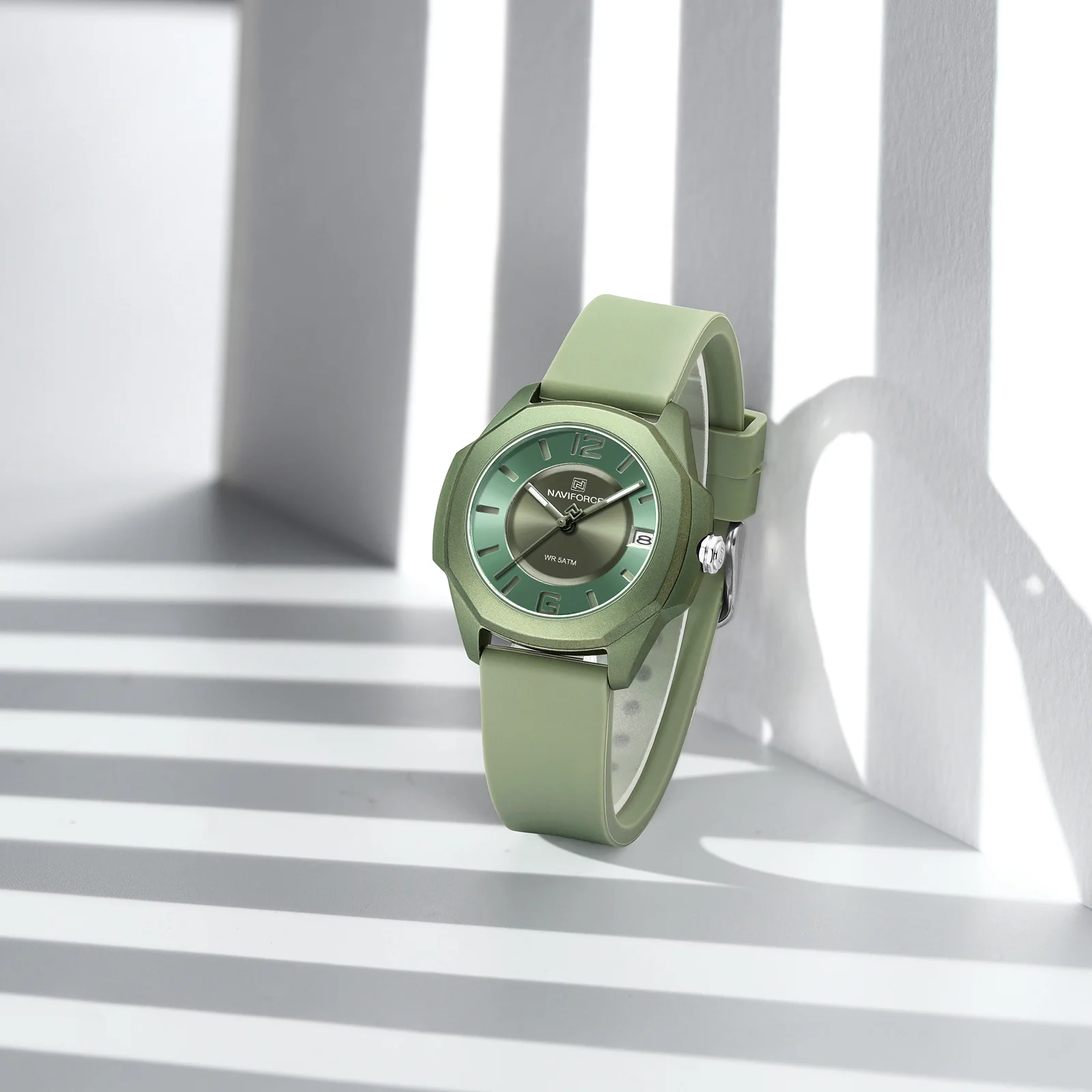 NAVIFORCE 7107 Quartz Women Watch Luxury Fashion Original Lady Girl Wristwatch Silicone Bracelet Casual Elegant Female Clock