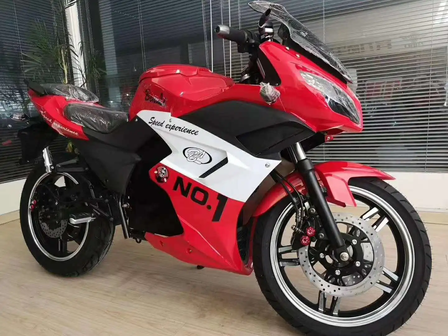 High Quality Electric Motorcycle 3000w E Motorcycle Pedal Assist Electric Motorcycle