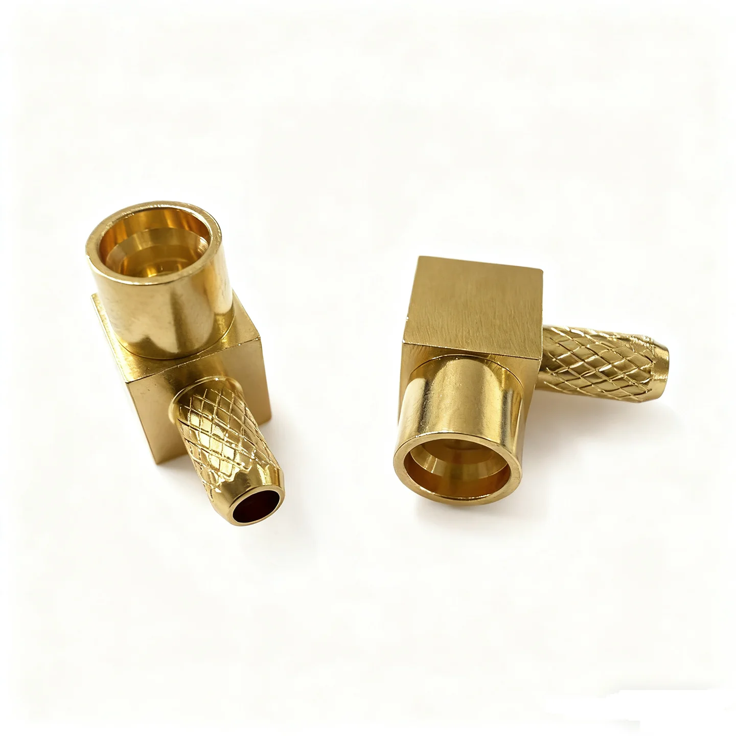 Factory Price SMP-C-JW1.5 Connector Angle Male SMP Connector for RG174 RG316 Cable
