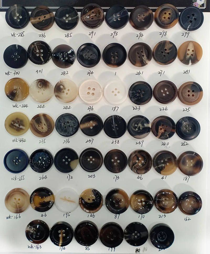 数千款式库存定制4孔缝纫树脂纽扣服装 - buy button,custom buttons