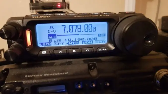 Yaesu FT-891 100W フルモード 短波ハム無線機 IPX5防水 0-20KM通話範囲