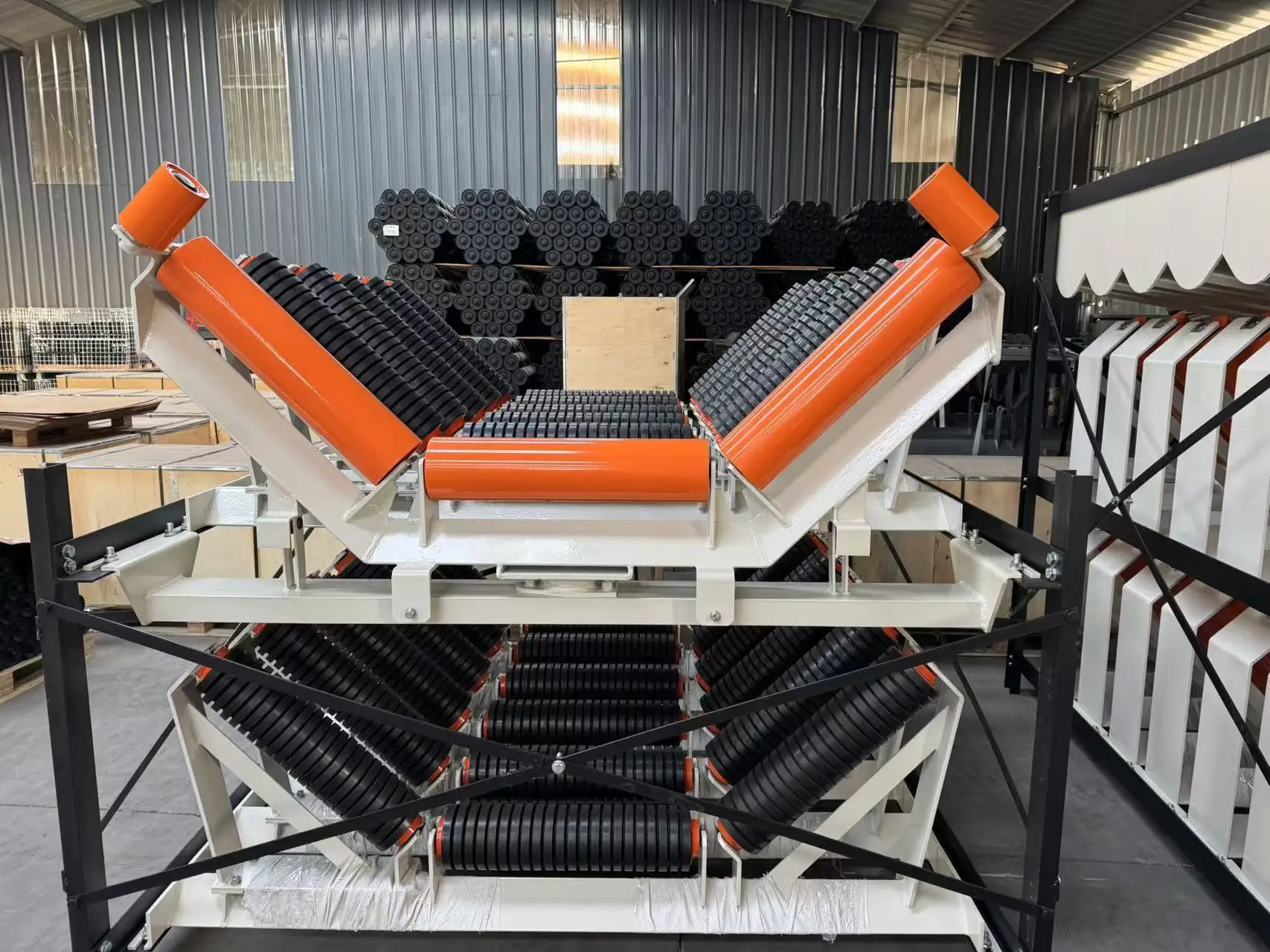 Impact Roller with Rubber Ring for Gravel Transport
