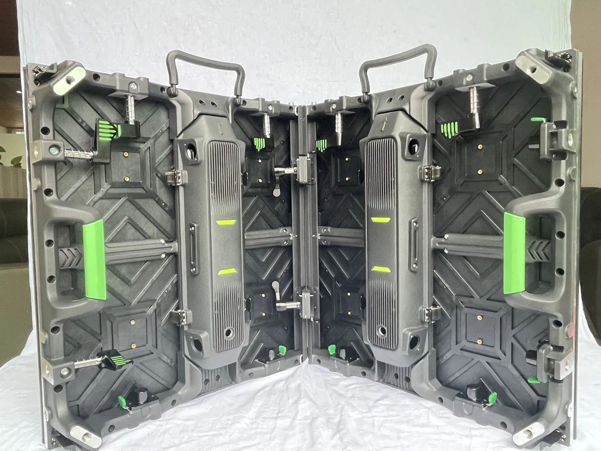 Removable Detachable Stage Backdrop Event Screen Die Cast Aluminum Outdoor P2.604 500x500 for Full Color Rental Led Display