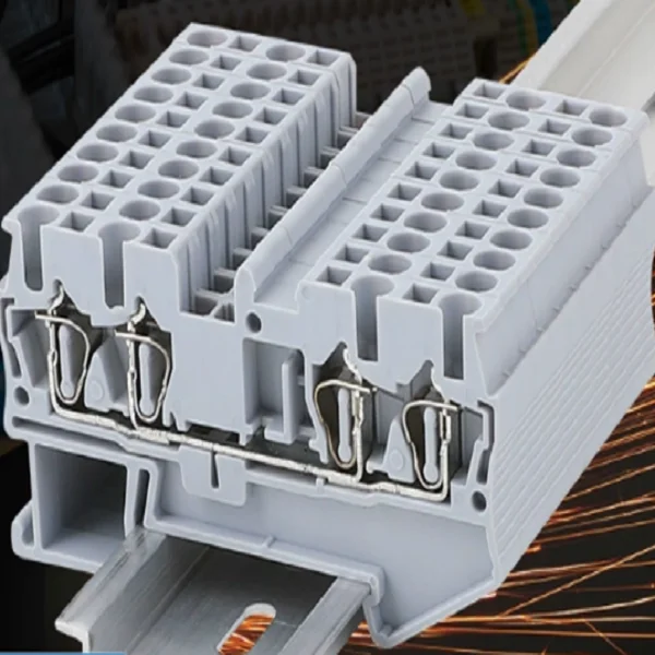 Original Brand New , 282607, 2 CONDUCTOR GROUND TERMINAL BLOCK, BOX of 50, NEW for PLC