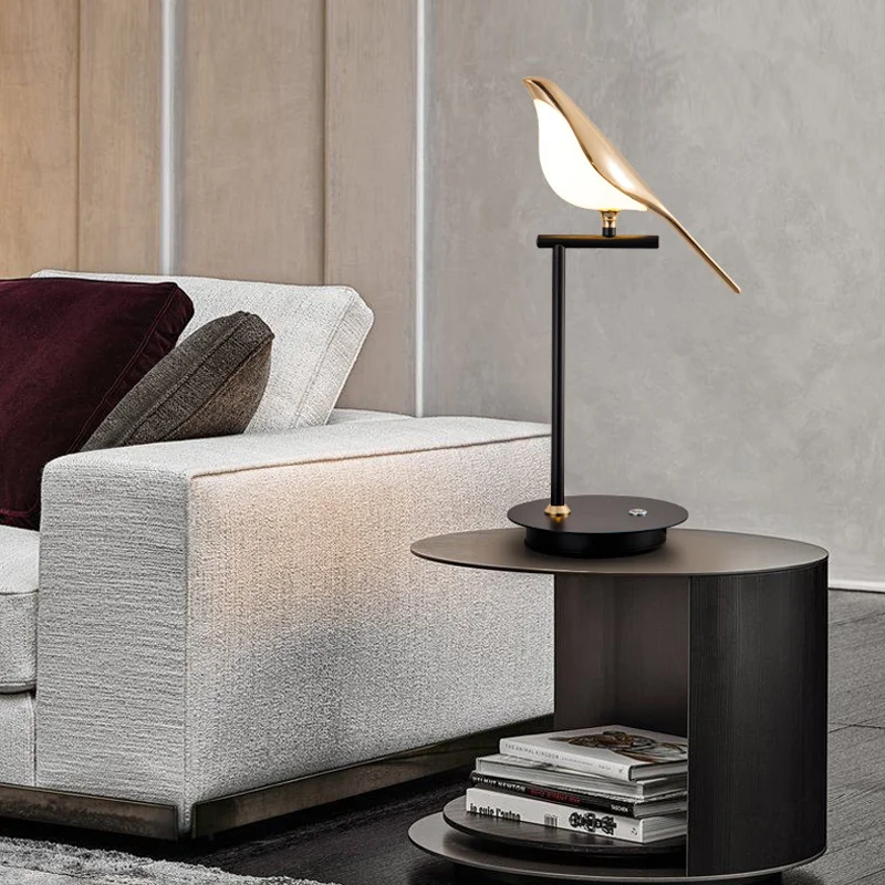 Modern  LED Metal Table Lamp with Touch Control Bird Shade Custom Packing Warm White Lighting Decor  for Indoor Use for Room