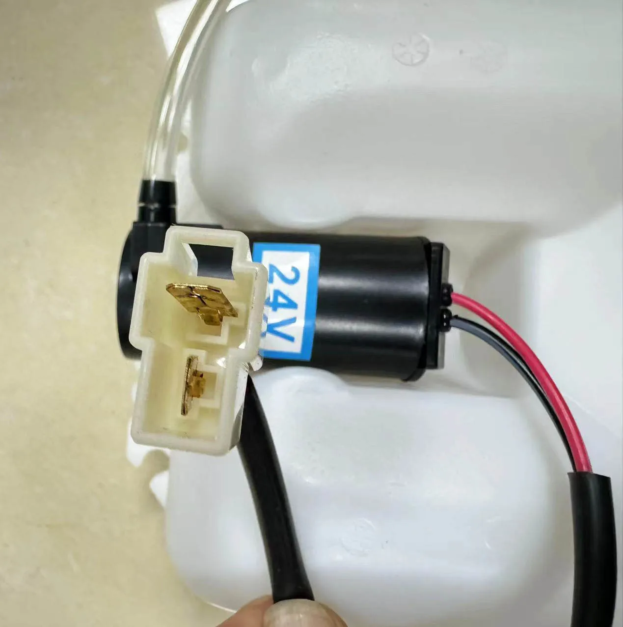 Window Washer Tank Assy 4333185 for ZX160W Wiper Motor