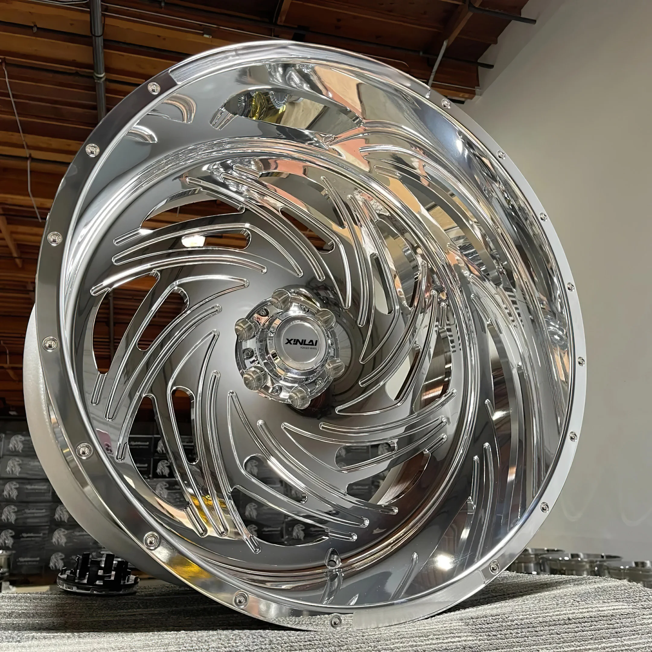 XL Show-style Deep Lip Forged Wheel Deep Dish Chrome Forged Truck Wheel for GMC Chevrolet Silverado Ford F-150 - Image 1