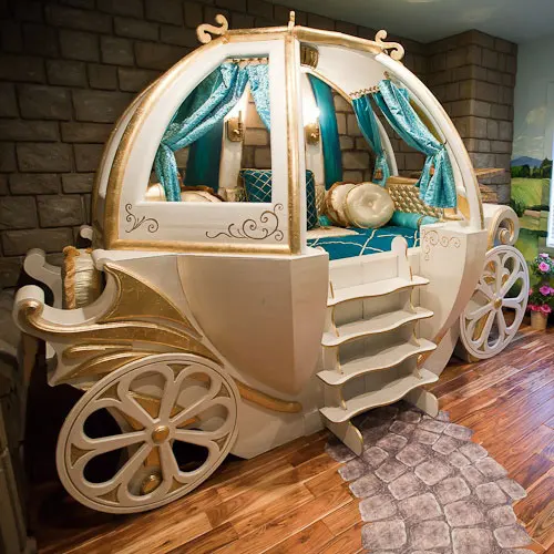 Factory High End Castle Design Cinderella Pumpkin Kids Children Bed Princess Carriage Golden Luxury Bedroom Furniture Modern