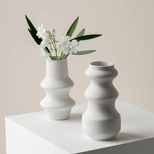 Nordic Rustic Boho Decoration Retro White Clay Pottery Flower Vase Minimalistic Small Bud matte ceramic vase