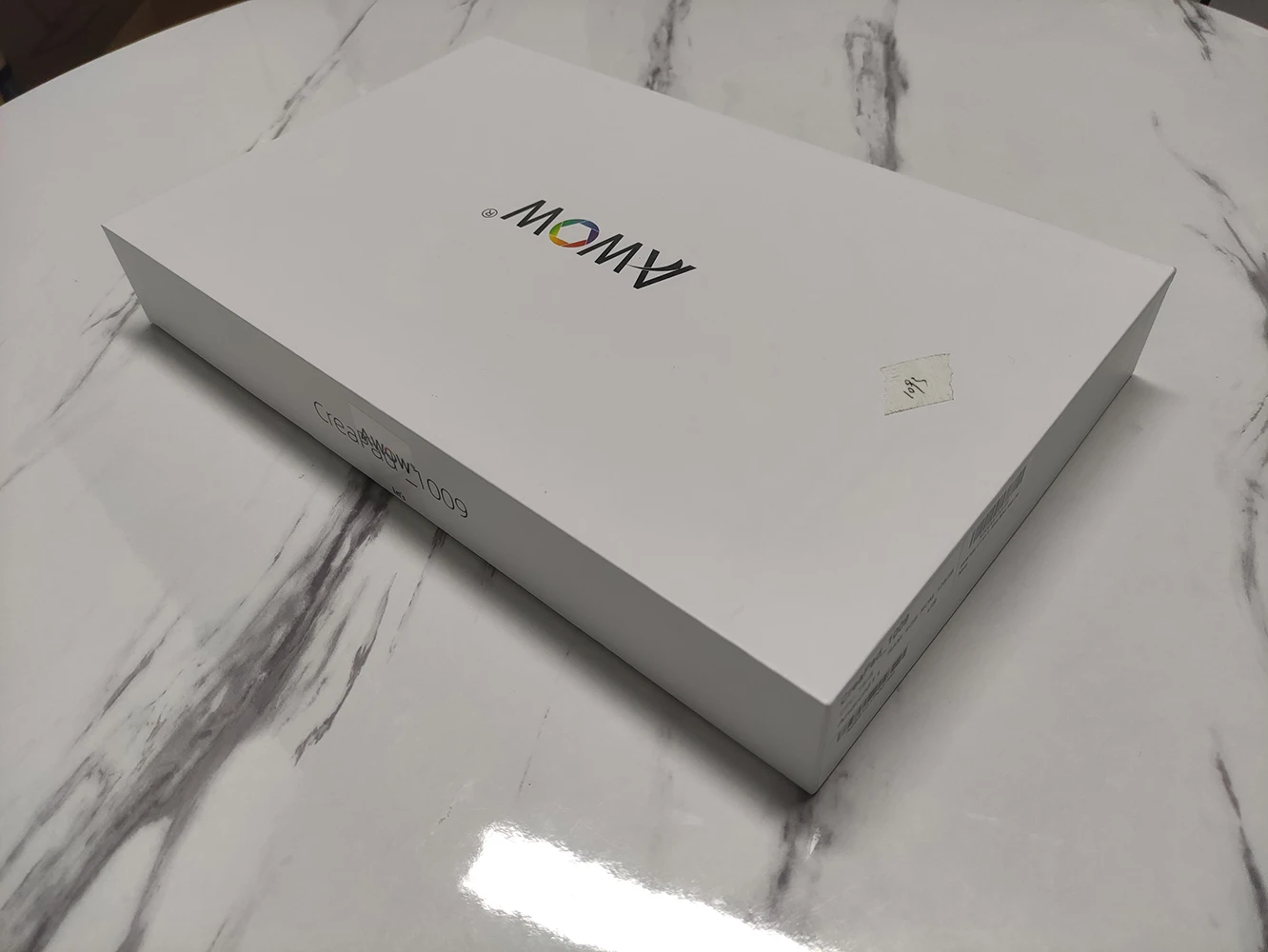 Image of octa core tablet packed in a box 