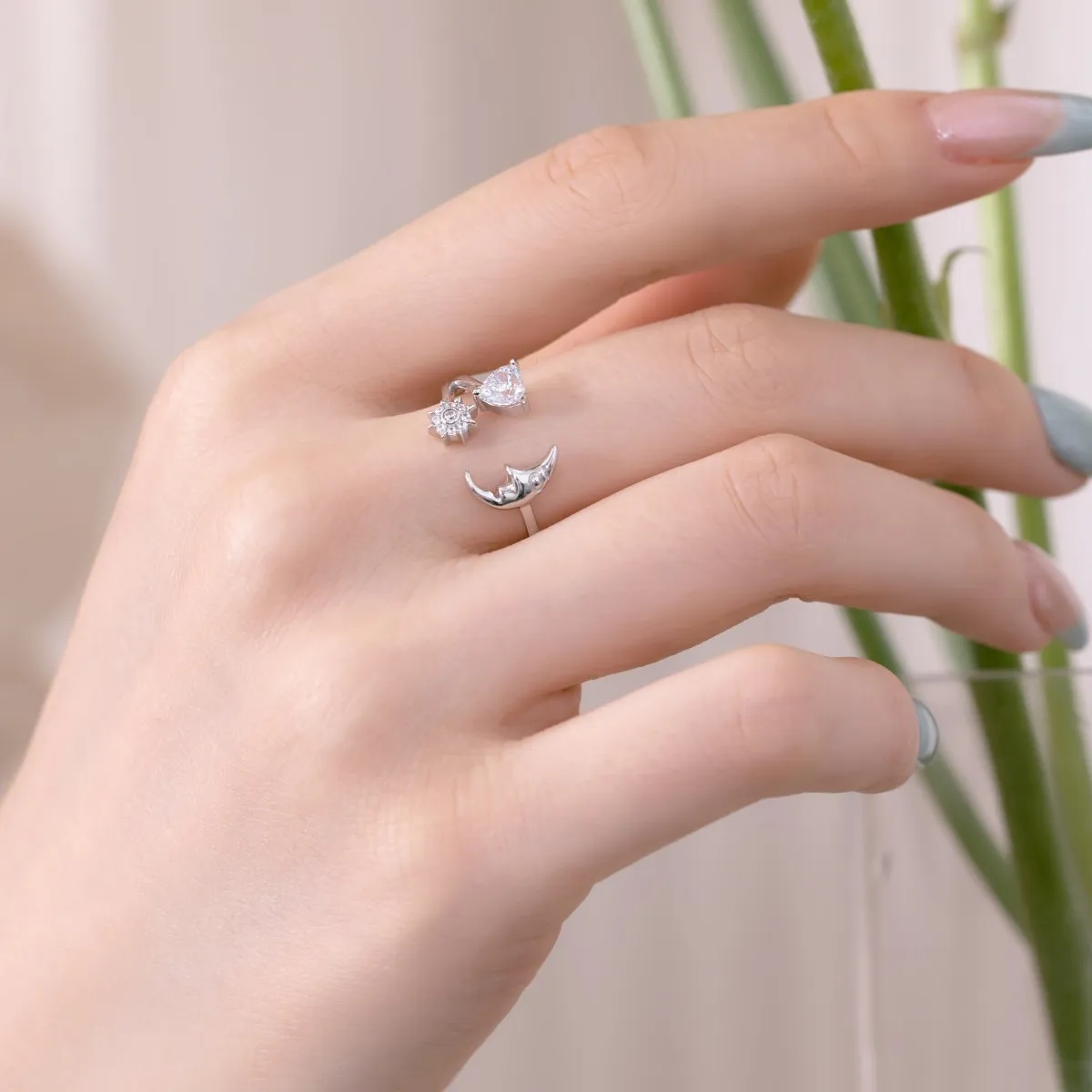 KAKODIY Customized Moon Star Heart Ring 925 Sterling Silver Modern Elegant Cubic Zirconia 18K Gold Plated Ring Jewelry for Women detail 3
