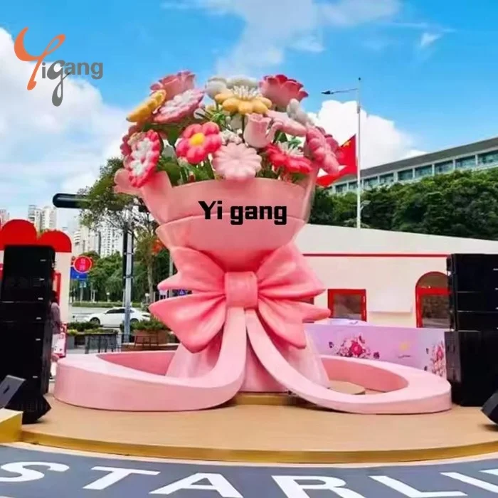 High Quality Life-Size Colorful Flower Bouquet Rose Sculpture Customizable Factory Fiberglass Resin Crafts Decoration