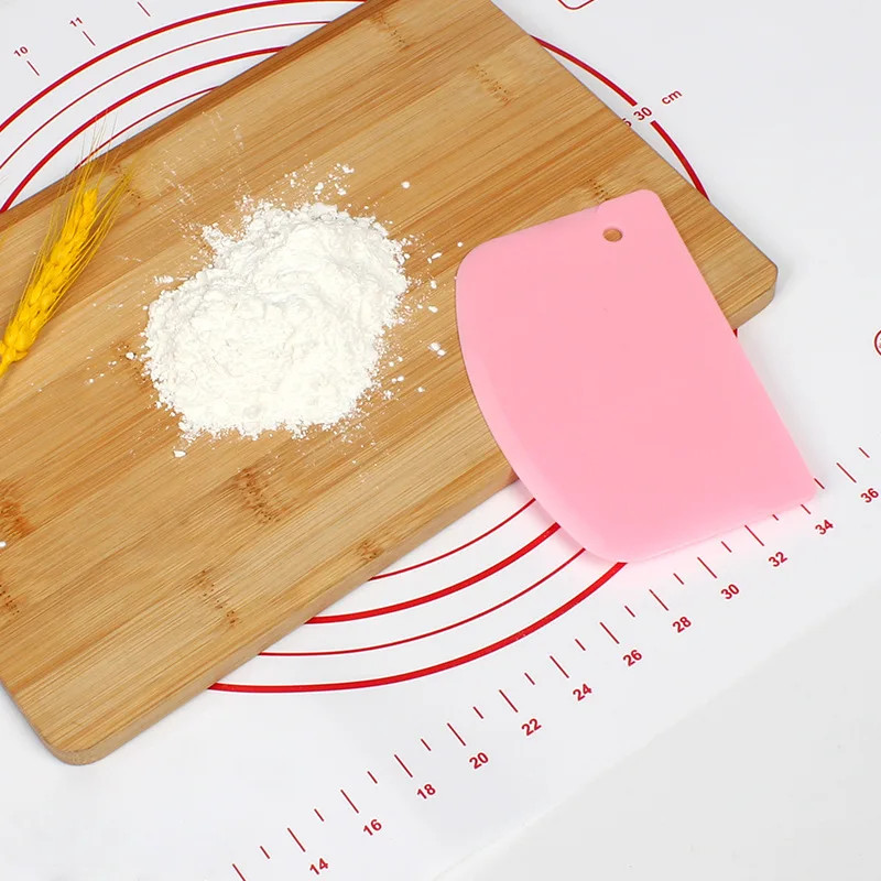 Goedkope 3 stks/set Deeg Icing Fondant Schraper Plastic Cake Bakcrème Modellering Tool kopen