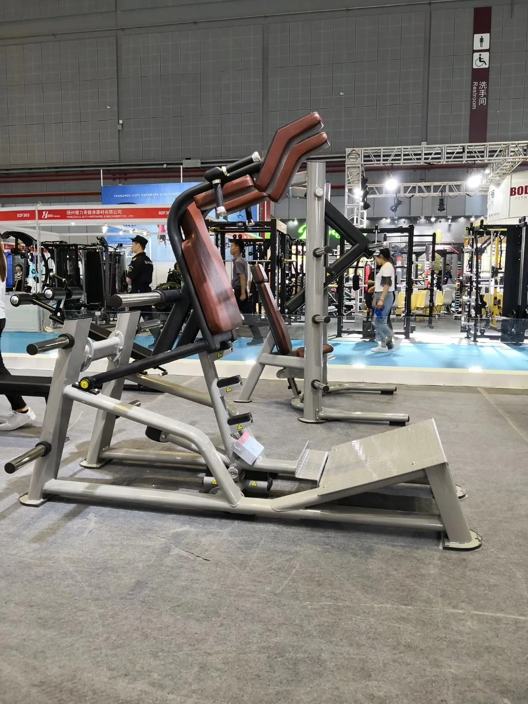 Factory Direct Gym Machine Super Squat Hack Squat Machine Front Squat