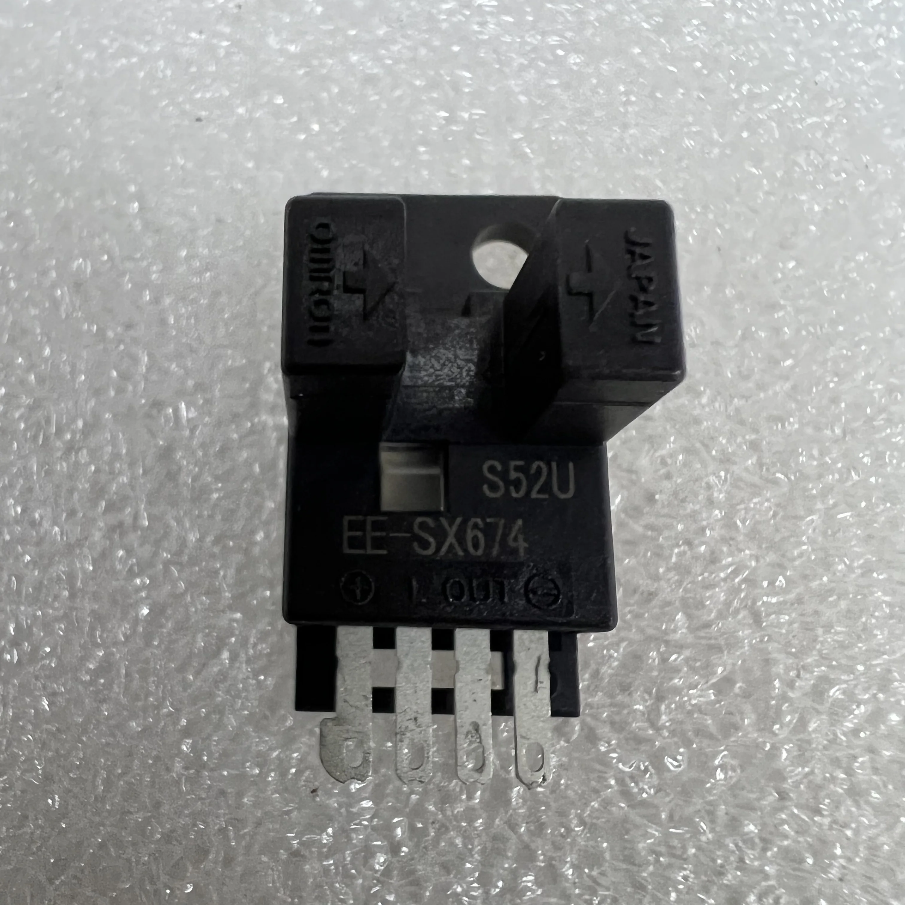Omron Photo Micro Sensor EE-SX674