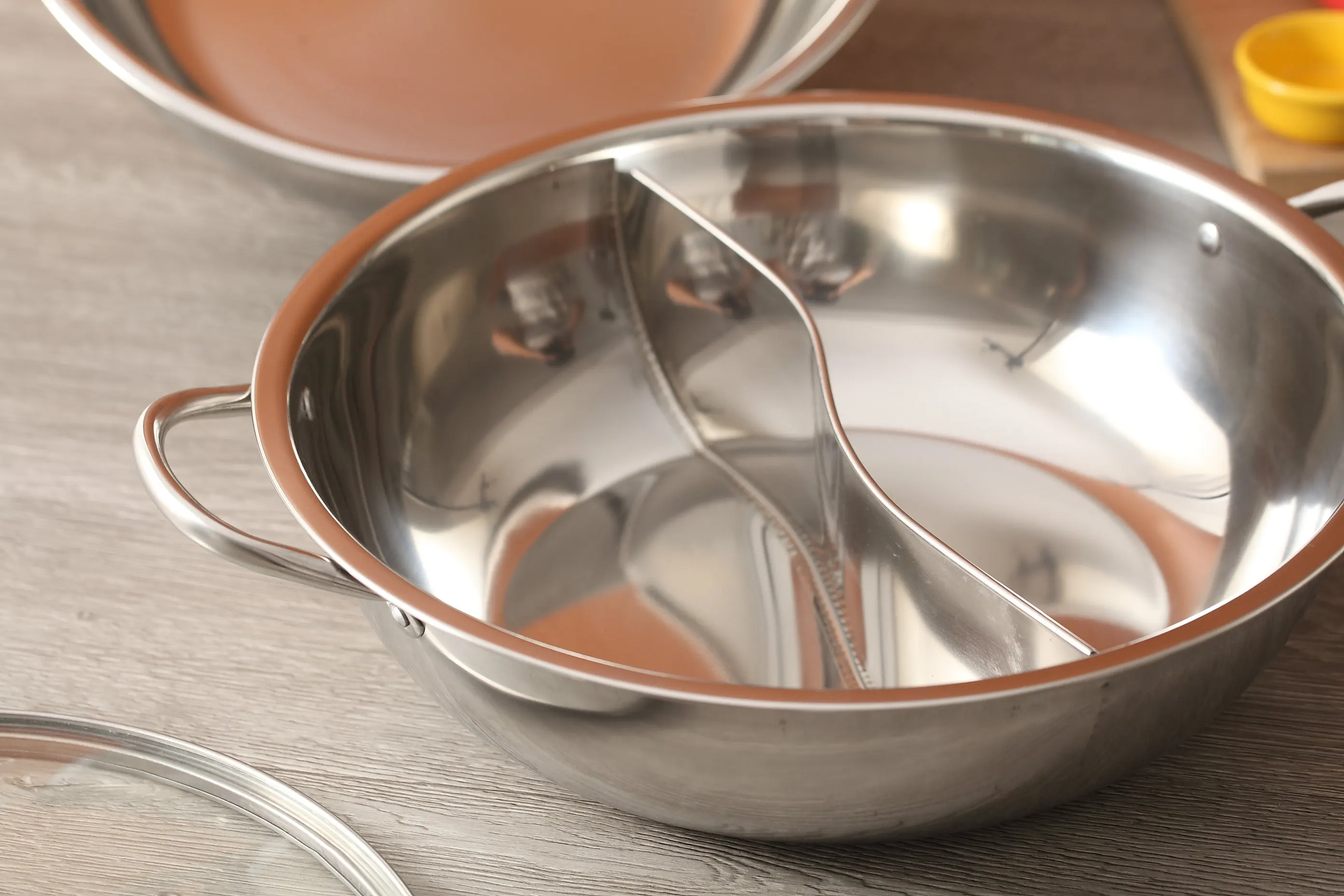 Stainless Steel 201 Two Compartment Hotpot Flavor Induction Cooker Separation Induction