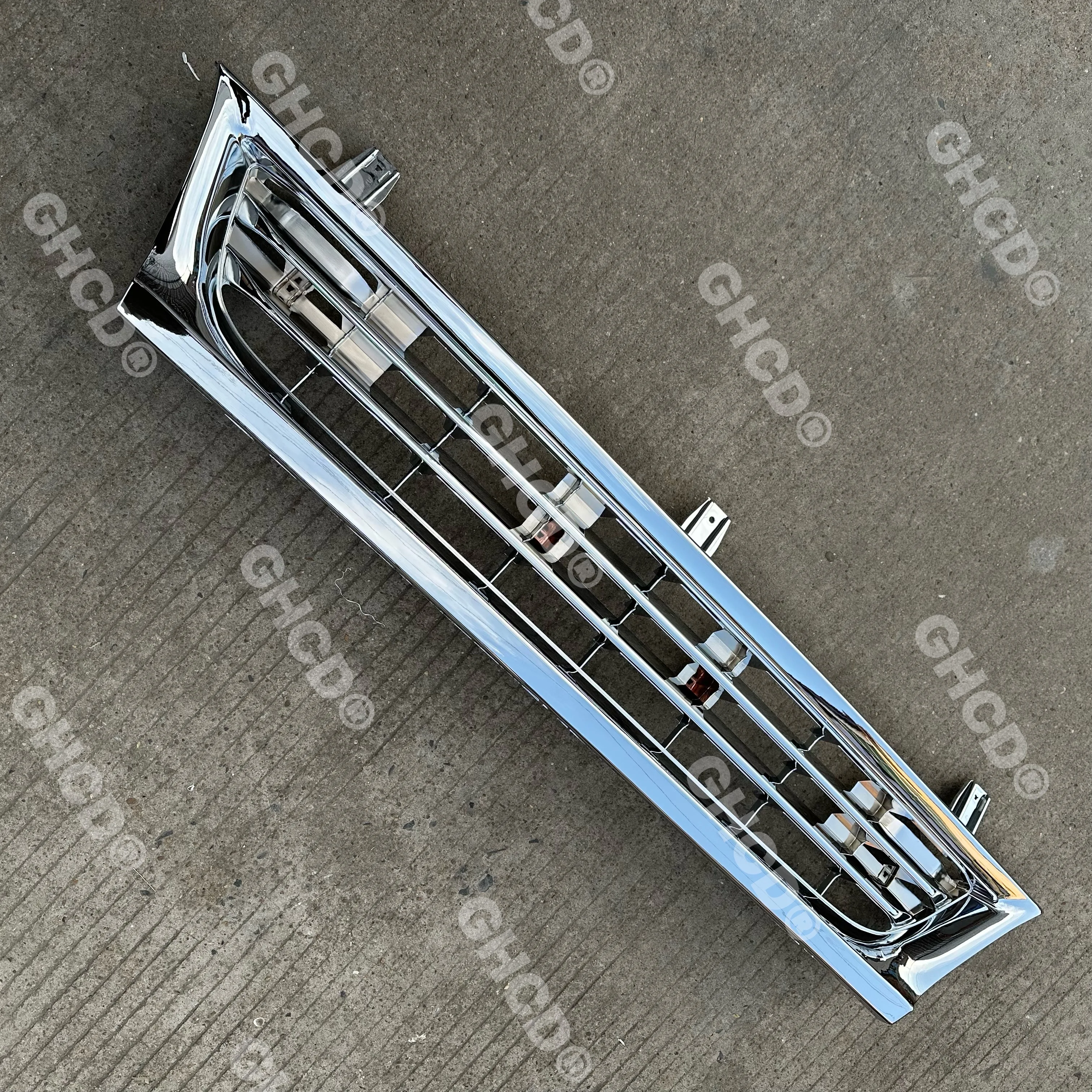 GHCD New Product/high Quality Chrome-plated Grille for Japanese Truck ISUZU DECA270/320 (1996-2004)