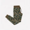 Pantaloni da tuta da donna camouflage con tasche.
