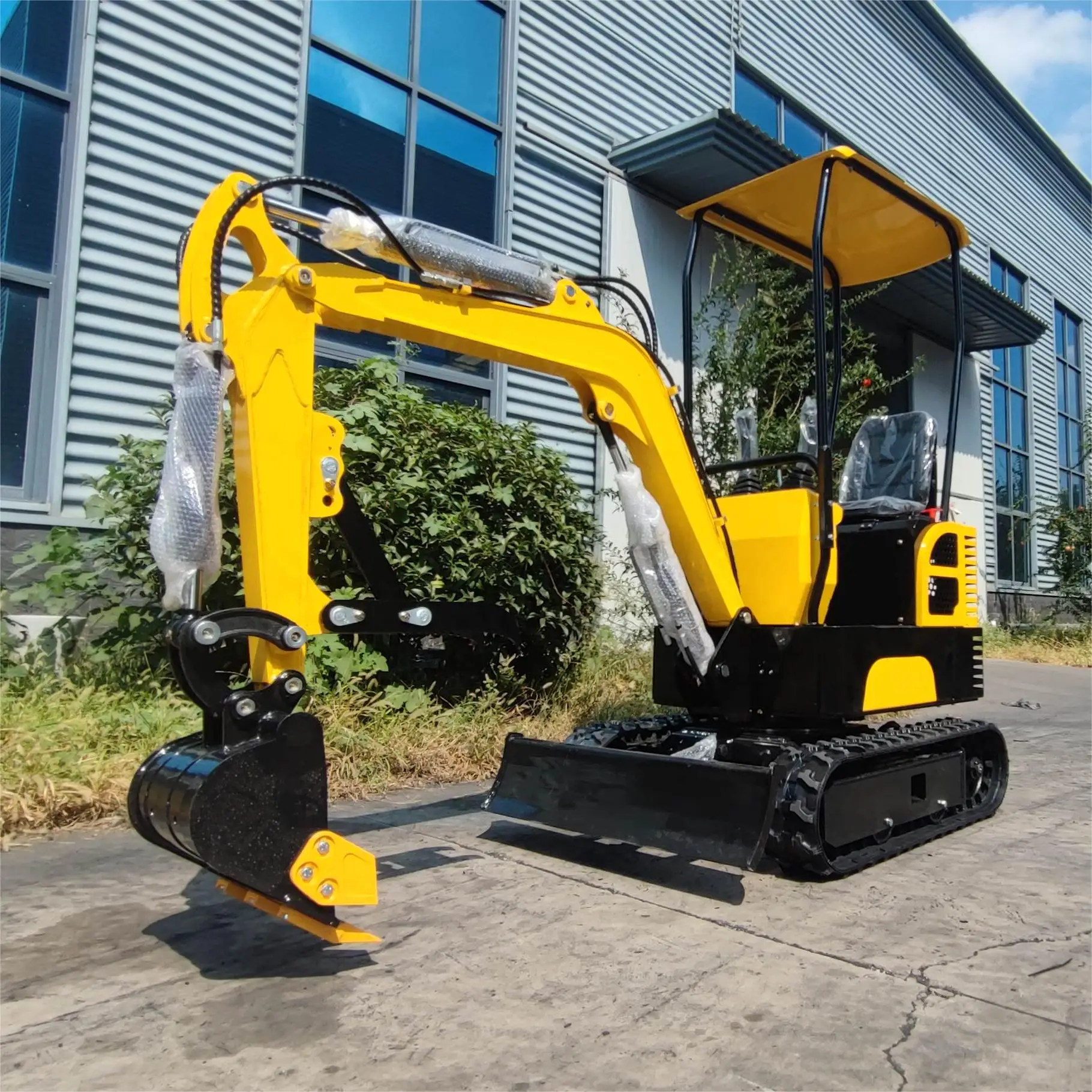 Местный сервисный мини-экскаватор 1 2 5 7 8 тонны машина для экскаватора двигатель EPA