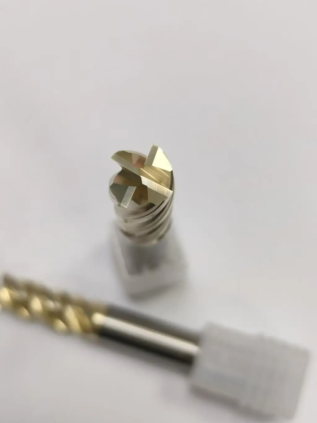 Titanium Alloy Solid End Mills 6mm Twist Milling Cutters Variety Sizes 1.5mm-13mm Drill Bits for Metal Iron Tungsten Carbide