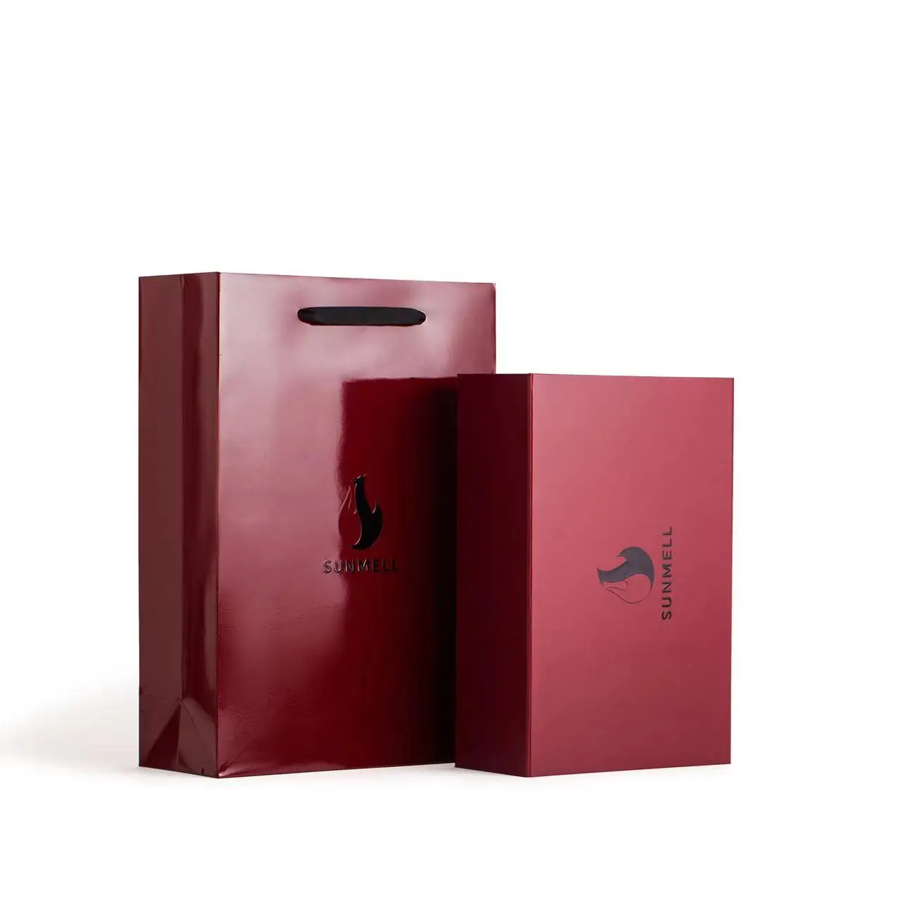Customized Embossed Printing Angola Red Luxury Cardboard Tshirt A4 Magnetic Folding Gift Box with Bag Recyclable