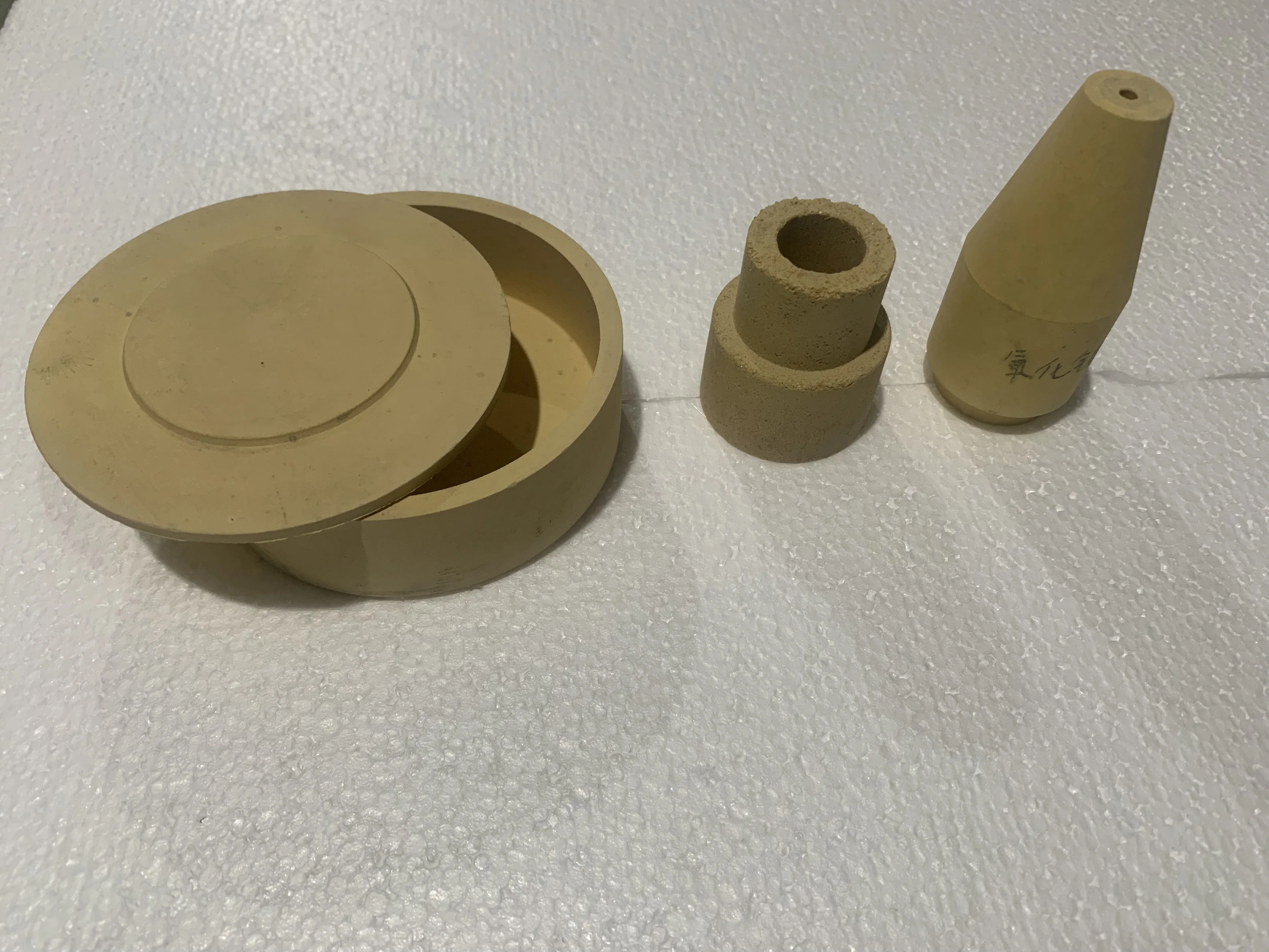 thumbnail image 2 of 99.5% Corundum Crucible/Alumina Ceramic Crucible/2... – Grandado 2 of 14