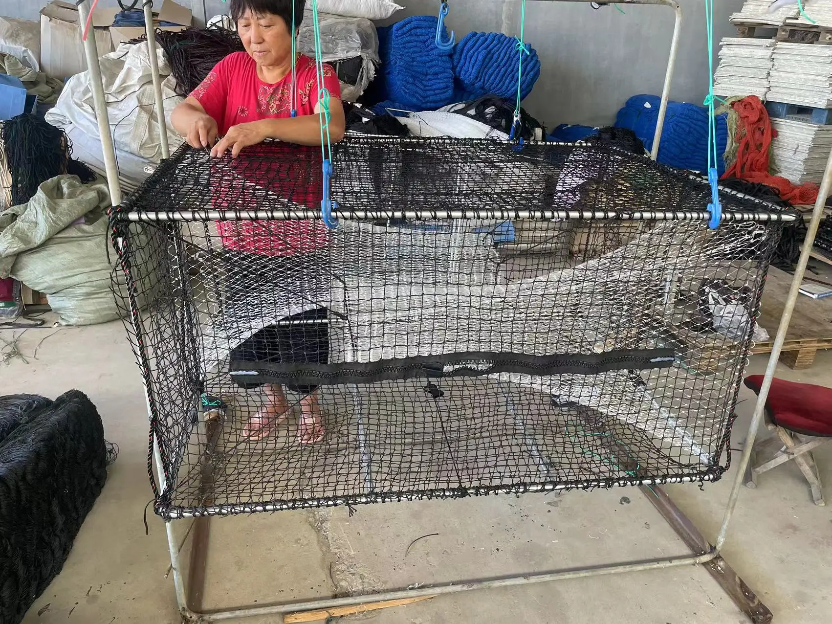 Aluminum Alloy Solid Frame Lobster / Crab /fishing Trap Black Pe Net