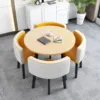 Color madera + cuero amarillo y blanco.