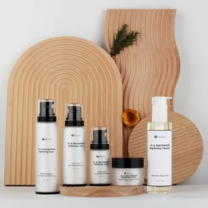 Free Logo Design Custom Niacinamide Care Set Vitamin C Infused Whitening Products Kit for Face Skincare