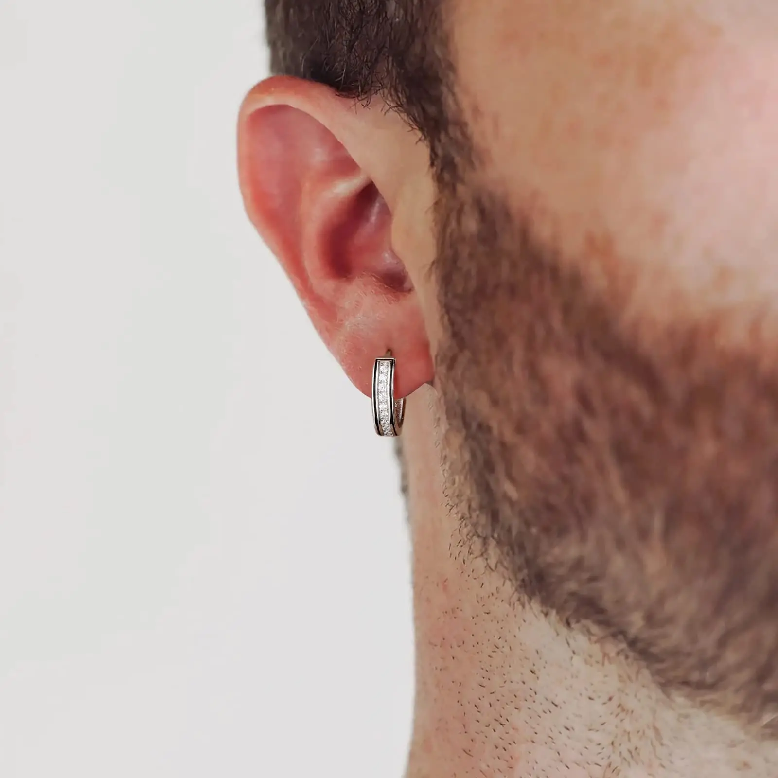 JewelryWe Orecchini A Cerchio Huggie Piccoli - Acciaio Inossidabile, Uomo/donna - Idee Regalo