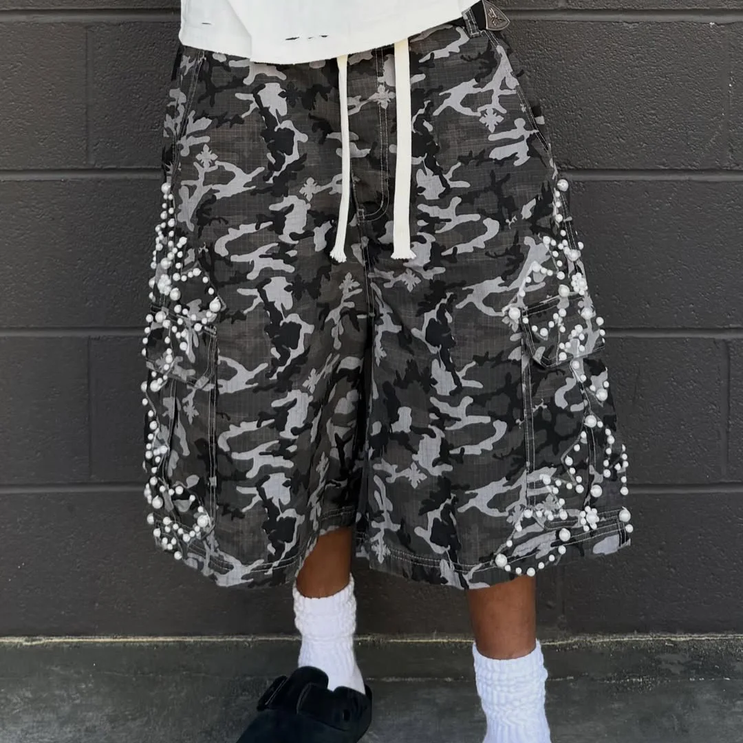Přizpůsobitelné americké streetwear šortky v retro kamuflážním vzoru pro muže s digitálním potiskem DTG, řemeslným provedením pomocí krychliček nebo perel a 3D vyšíváním
