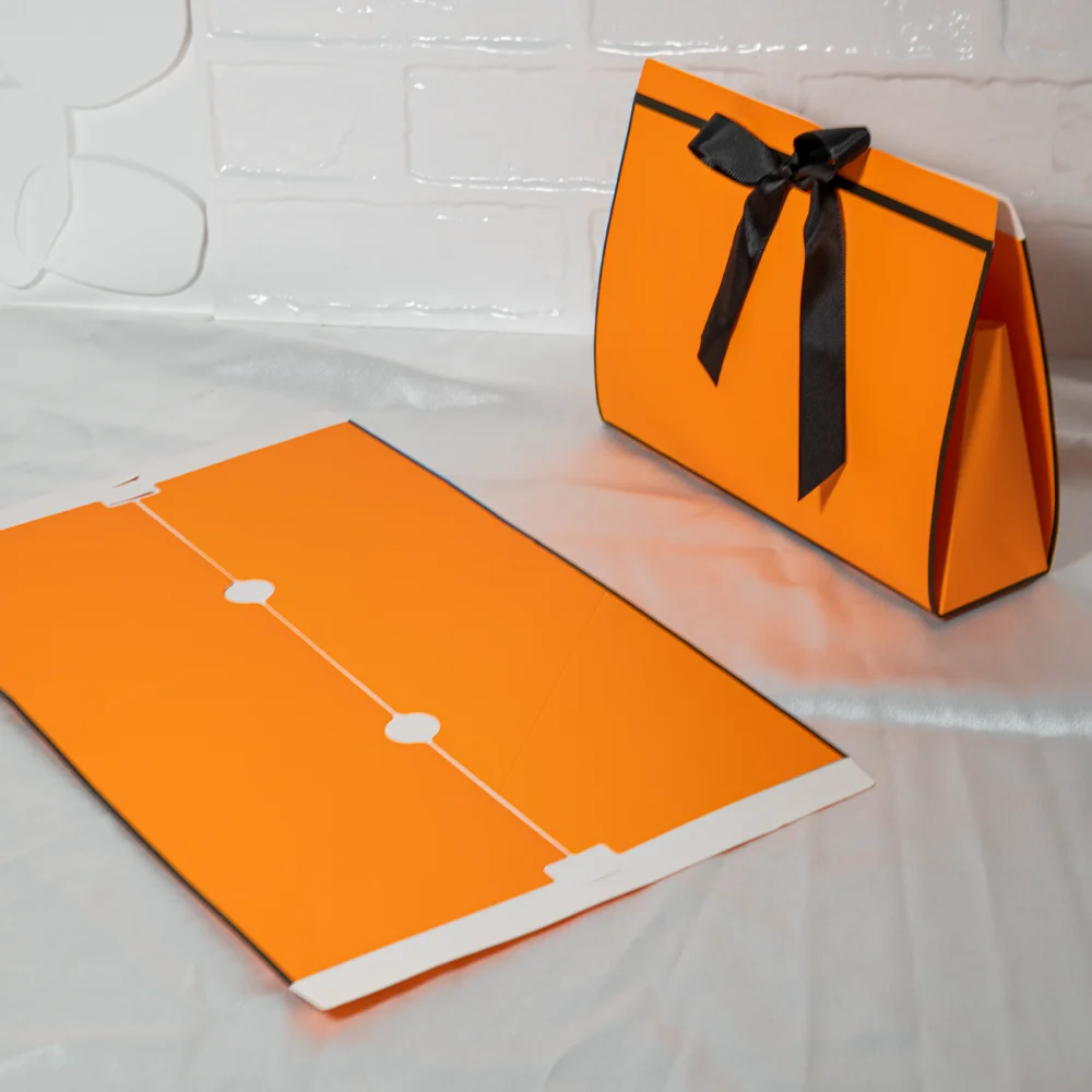 product new style customizable lamination embossing printing wedding souvenir card bag vertical folding paper gift box with ribbon-7