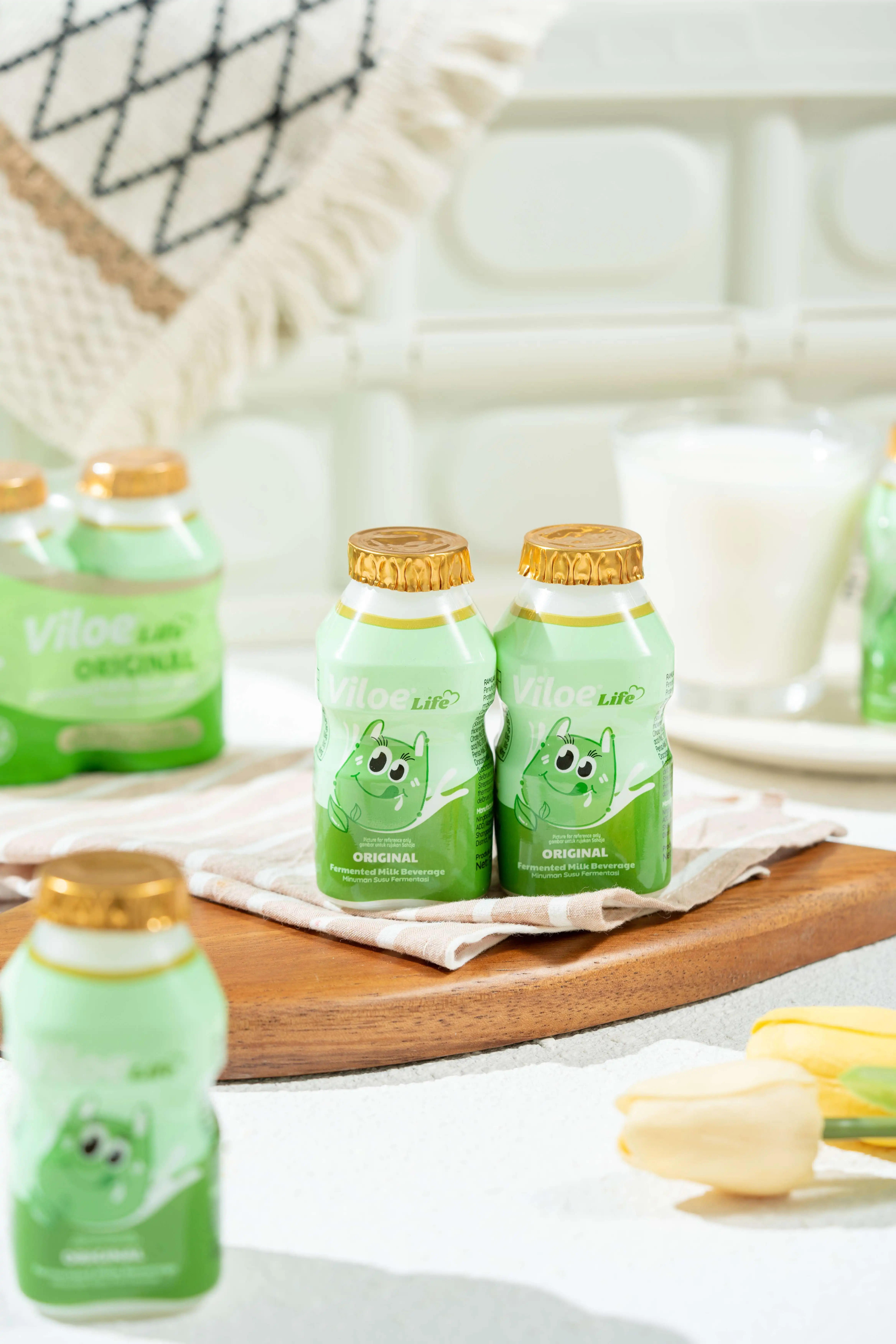Viloe Life Original Flavor Lactobacillus Drink HALAL Certified Version  100ML Per Bottle Fermented Milk Beverage From Malaysia