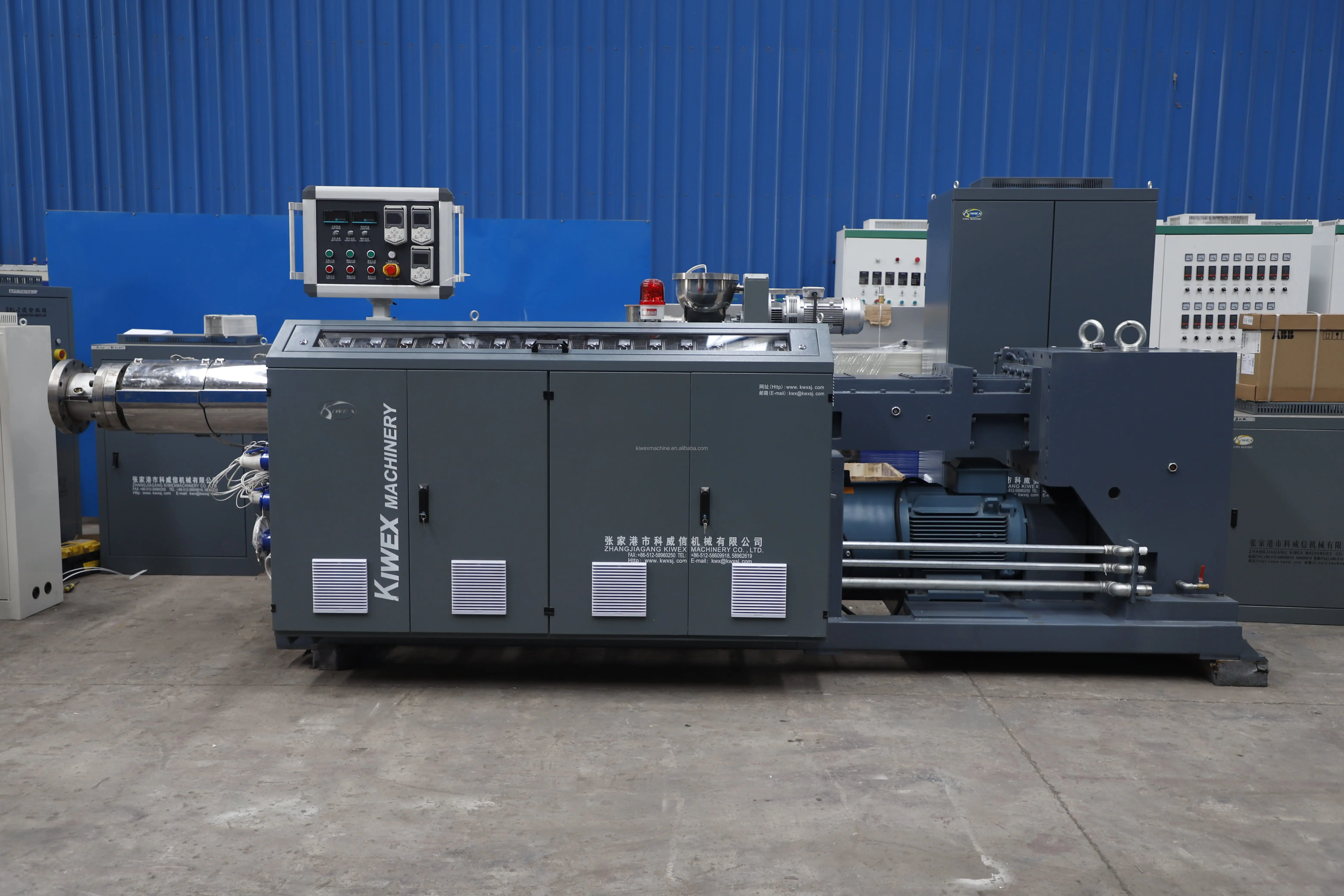 Конический двухшнековый экструдер машины