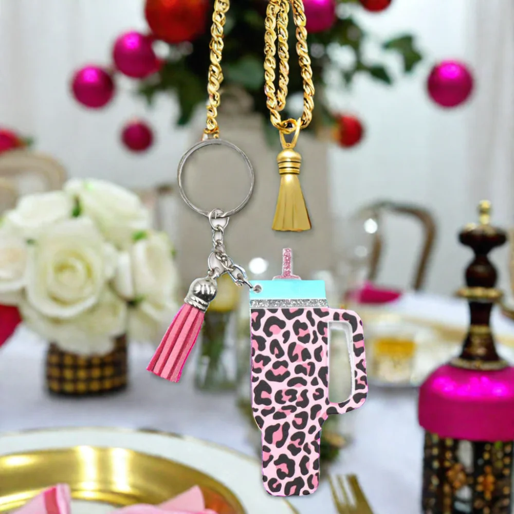 YCXKH1340 Women's Long Chain Metal Keychain UV Printed Leopard Bag Tumbling Cup Unique Gift Type supplier